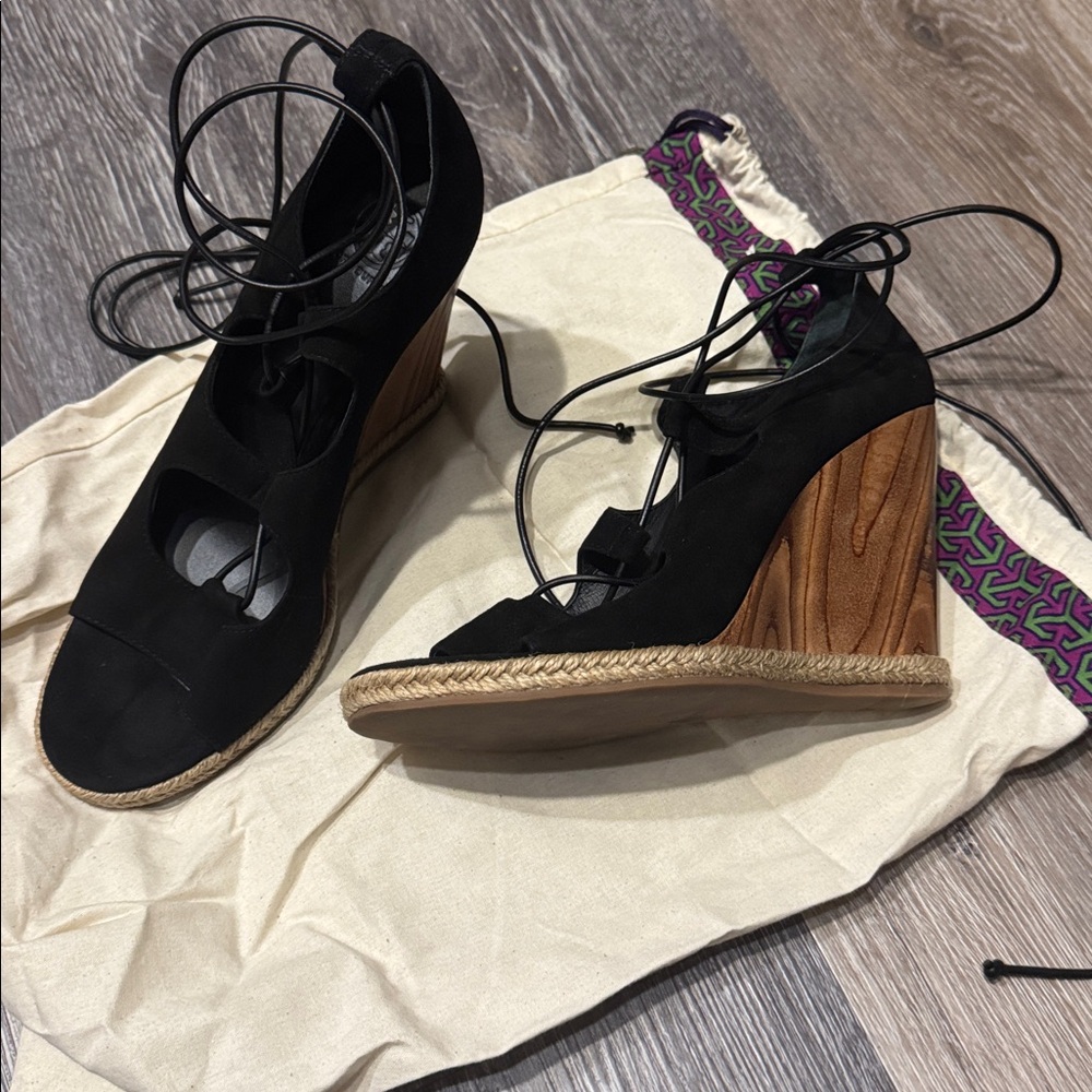 Tory Burch Black Suede Leather Lace Up Tie Tan Wedge Sandal Heels 9.5 - Picture 2 of 14
